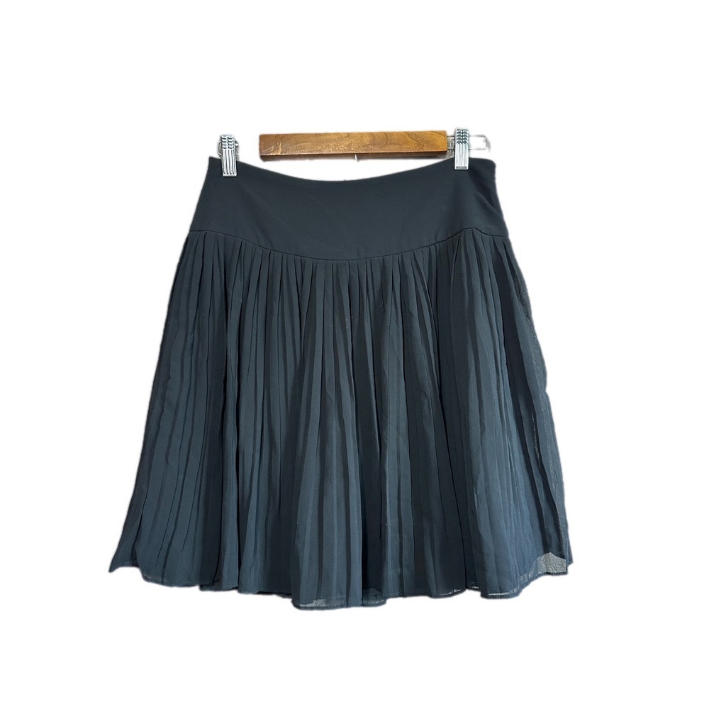 Ann Taylor Loft Pleated Skirt Women 2 Black Excellent Chiffon Mini‎ A-Line